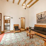 Hotel Meson De Isabel